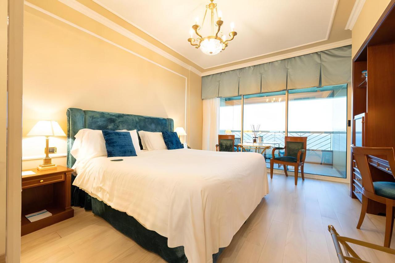 Hotel Grand Del Mare &