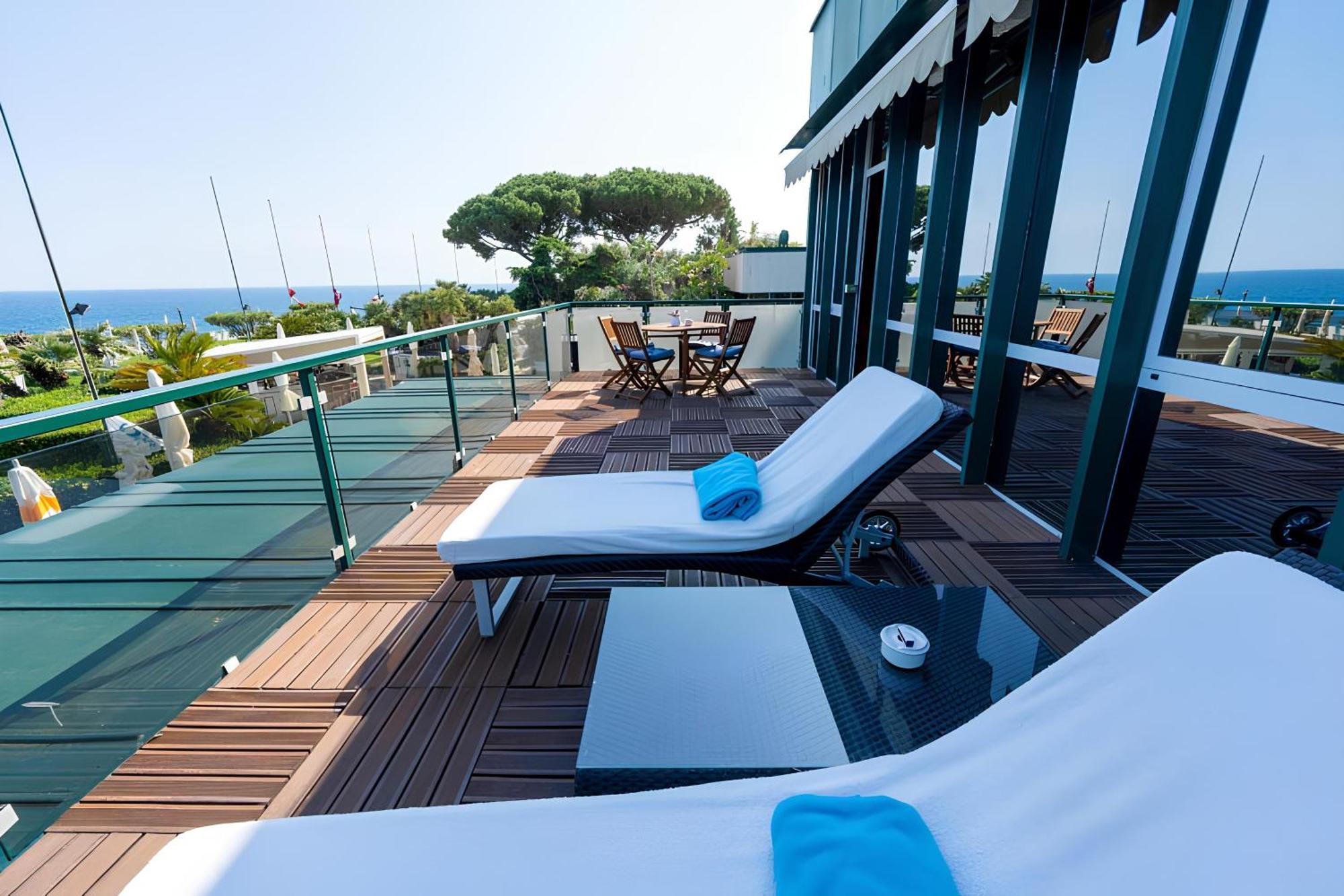 Hotel Grand Del Mare & 5*